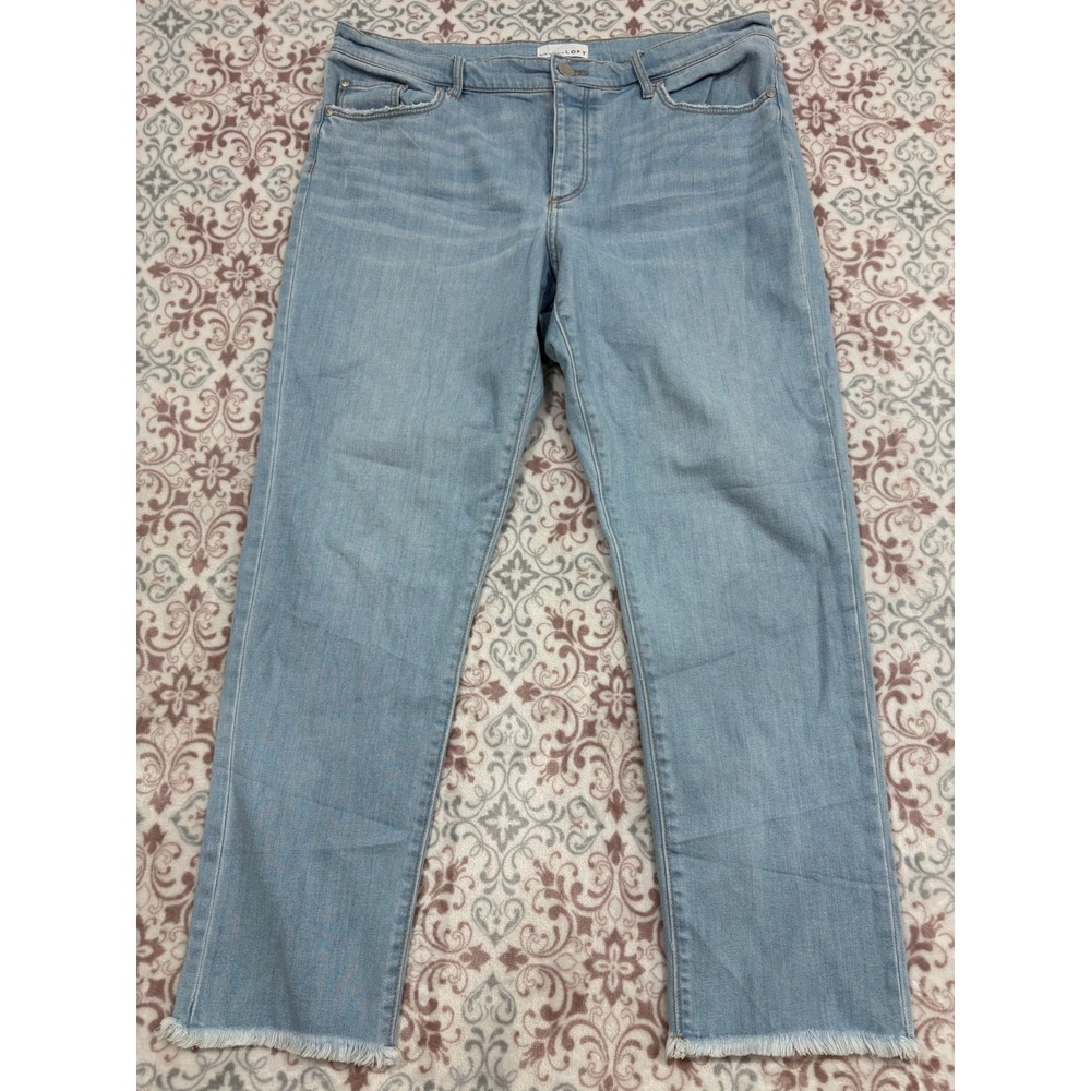 LOFT Light Wash Straight Leg Jeans Size 31 12 Frayed Raw Hem Blue Denim